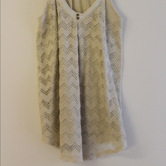 🎀 3/23 Crochet Tank Top - Picture 2 of 5